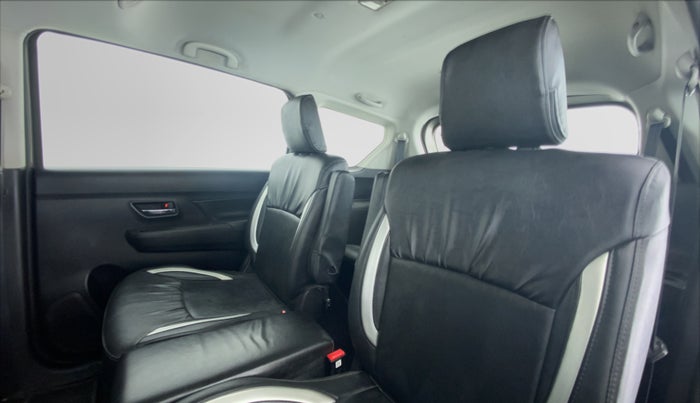 2019 Maruti XL6 ZETA SHVS, Petrol, Manual, 37,809 km, Right Side Rear Door Cabin