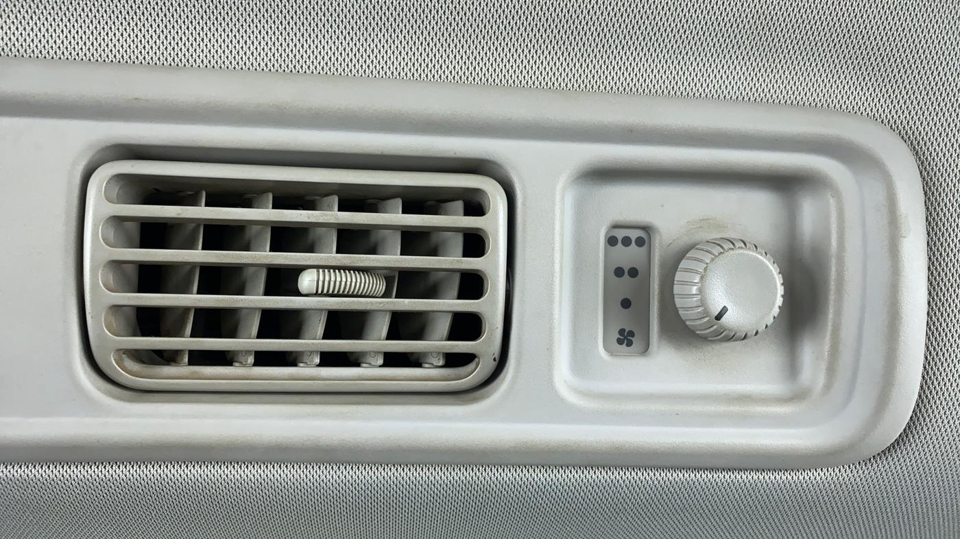 2019 Maruti XL6 ZETA SHVS, Petrol, Manual, 37,809 km, Rear AC Temperature Control