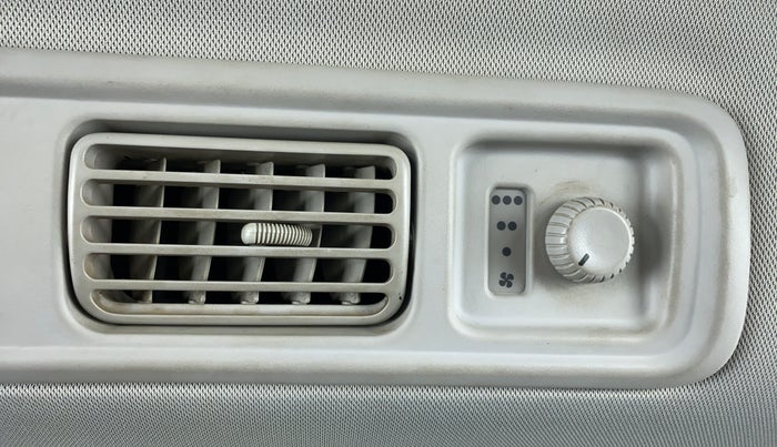 2019 Maruti XL6 ZETA SHVS, Petrol, Manual, 37,809 km, Rear AC Temperature Control