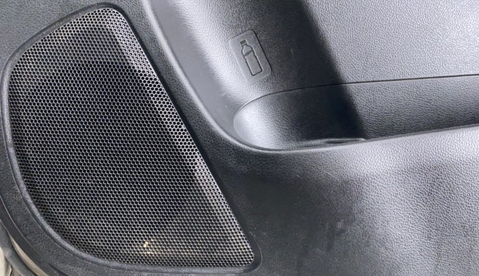 2019 Maruti XL6 ZETA SHVS, Petrol, Manual, 37,809 km, Speaker