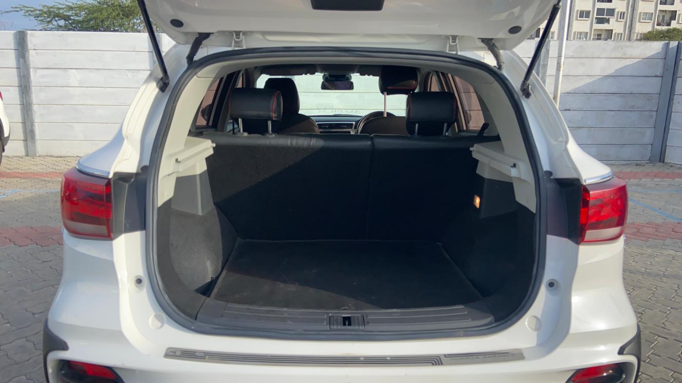 2022 MG ASTOR SUPER 1.5 MT, Petrol, Manual, 44,904 km, Boot Inside