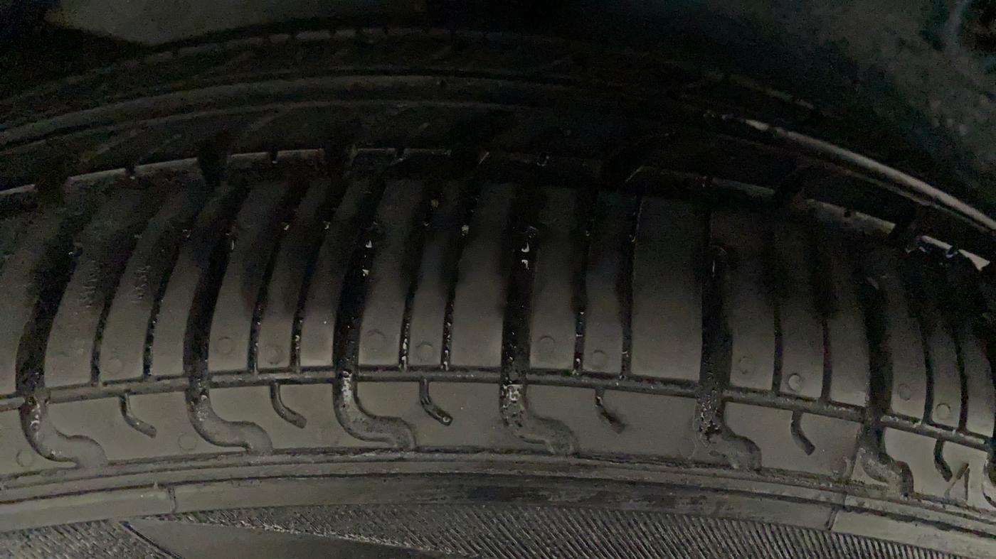 2014 Maruti Celerio VXI AMT, Petrol, Automatic, 44,228 km, Right Rear Tyre Tread