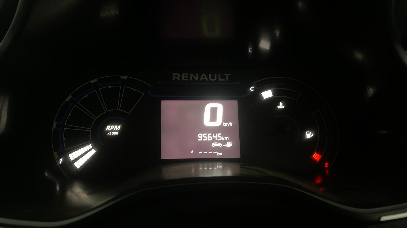 2021 Renault TRIBER RXL MT, Petrol, Manual, 95,617 km, Odometer Image