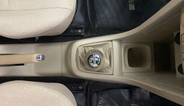 2013 Maruti Swift Dzire VXI, Petrol, Manual, 68,996 km, Gear Lever