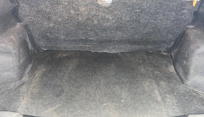 2013 Maruti Swift Dzire VXI, Petrol, Manual, 68,996 km, Boot Inside