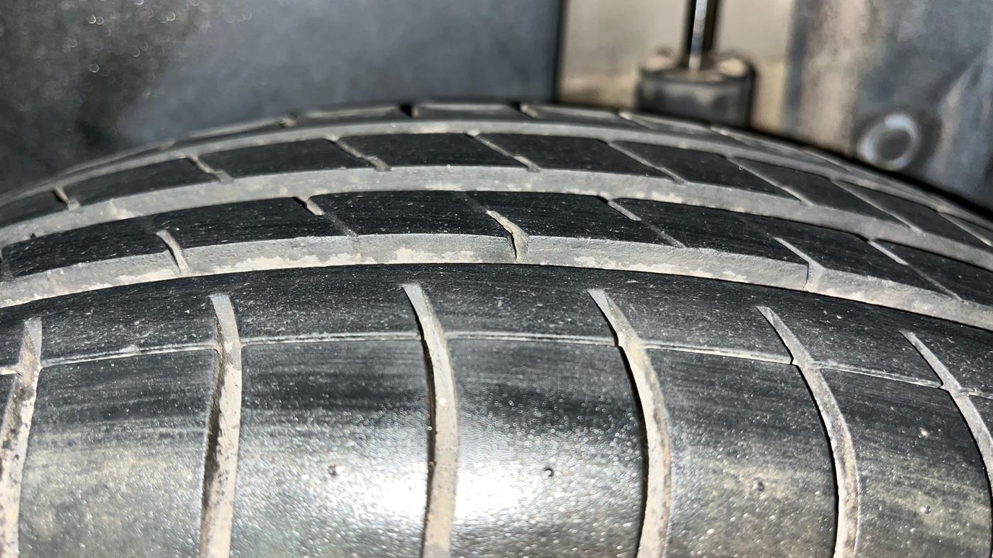 2016 Maruti Swift Dzire VXI (O), Petrol, Manual, 55,441 km, Left Rear Tyre Tread