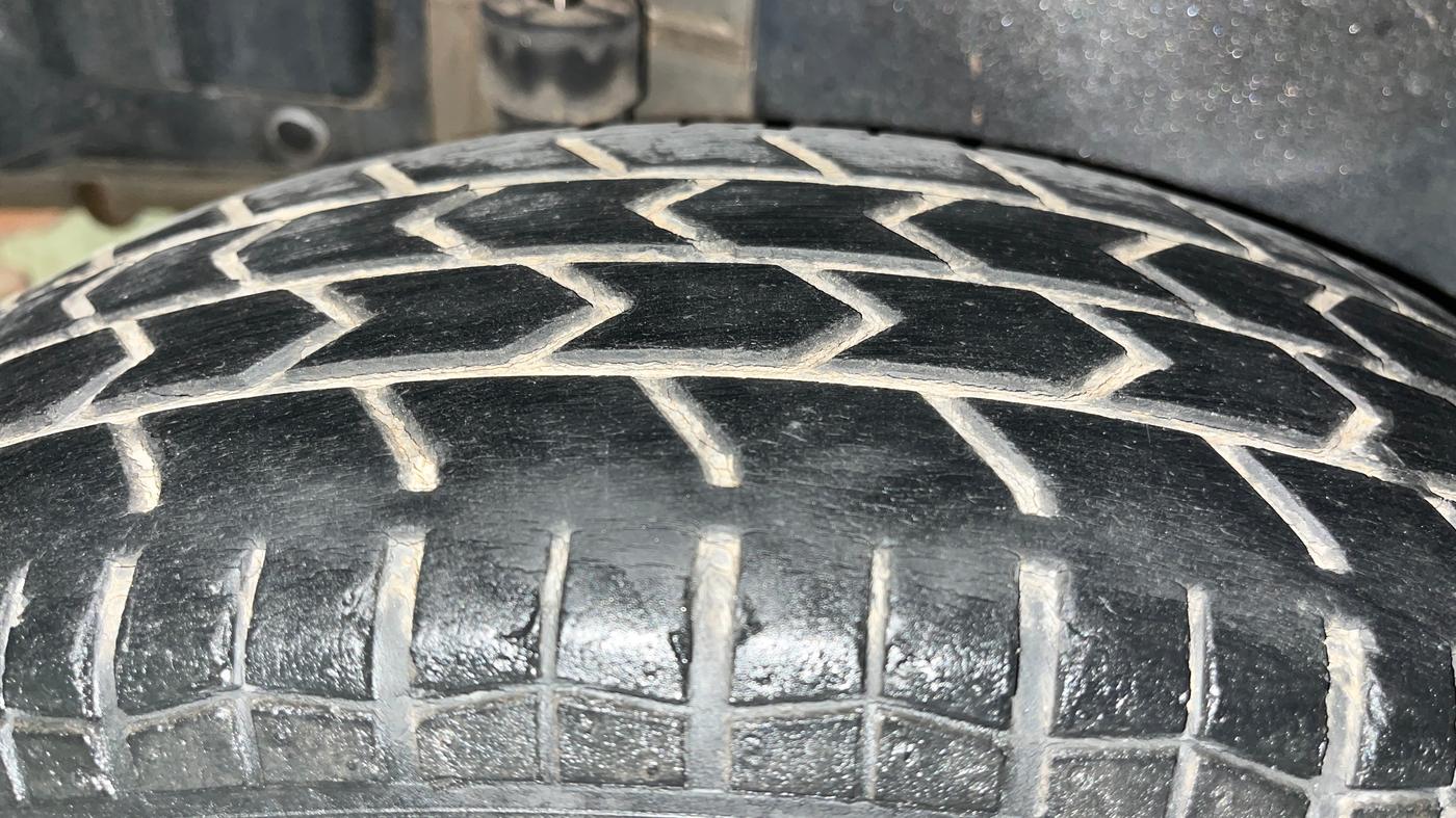 2016 Maruti Swift Dzire VXI (O), Petrol, Manual, 55,441 km, Right Rear Tyre Tread