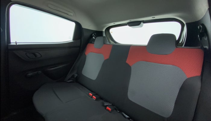 2017 Renault Kwid RXT 1.0 EASY-R AT OPTION, Petrol, Automatic, 7,657 km, Right Side Rear Door Cabin