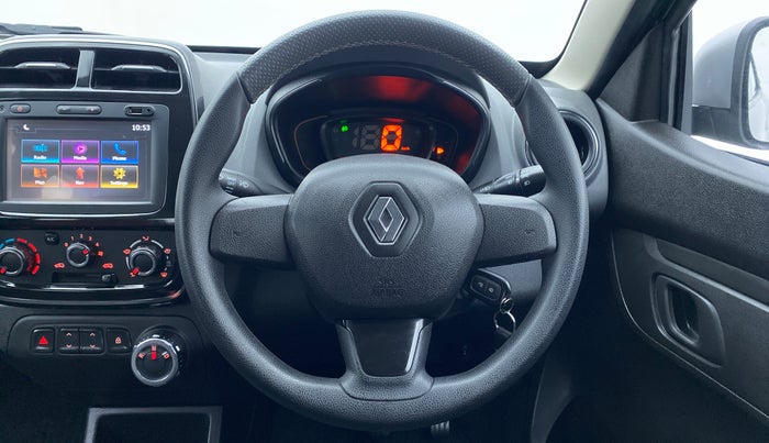 2017 Renault Kwid RXT 1.0 EASY-R AT OPTION, Petrol, Automatic, 7,657 km, Steering Wheel Close Up