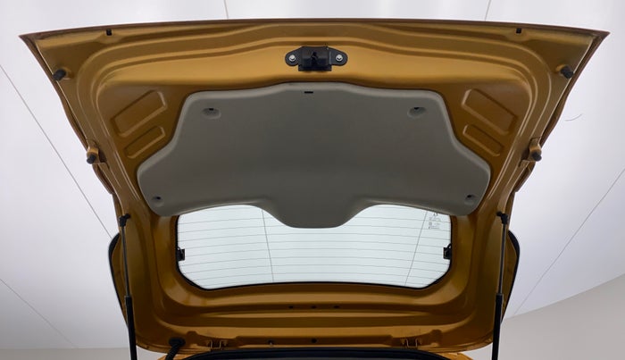 2021 Renault TRIBER 1.0 RXZ, Petrol, Manual, 3,222 km, Boot Door Open