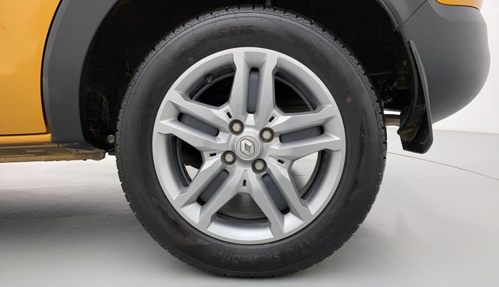 2021 Renault TRIBER 1.0 RXZ, Petrol, Manual, 3,222 km, Left Rear Wheel