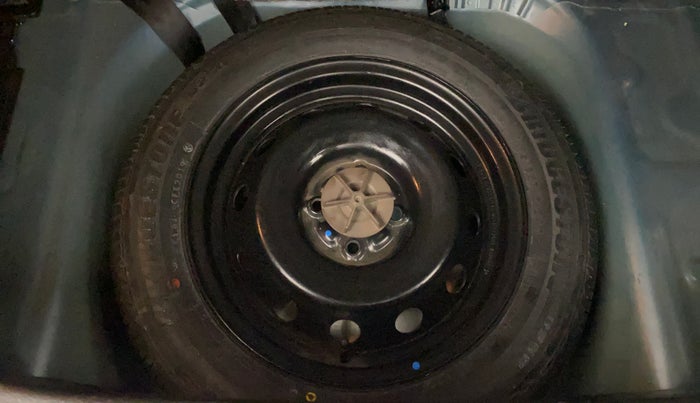 2018 Maruti IGNIS ALPHA 1.2 AMT DUAL TONE, Petrol, Automatic, 75,994 km, Spare Tyre