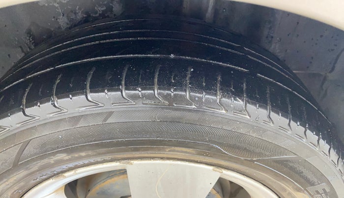 2017 Skoda Rapid AMBITION 1.6 MPI AT, Petrol, Automatic, 1,20,361 km, Left Rear Tyre Tread