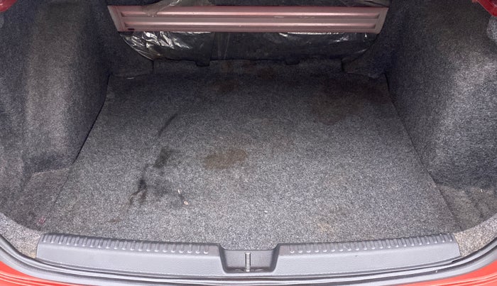 2019 Volkswagen Vento HIGHLINE DIESEL, Diesel, Manual, 78,234 km, Boot Inside