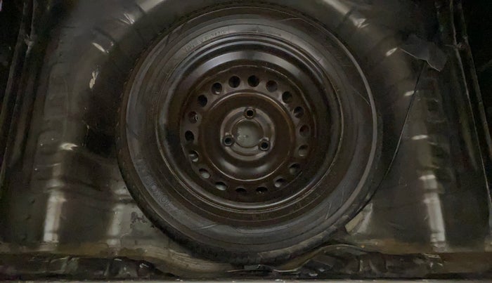 2020 Renault Kwid RXT 1.0 (O), Petrol, Manual, 54,696 km, Spare Tyre