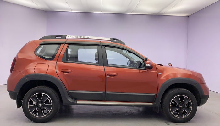 2016 Renault Duster 110 PS RXZ 4X2 AMT DIESEL, Diesel, Automatic, 72,152 km, Right Side View