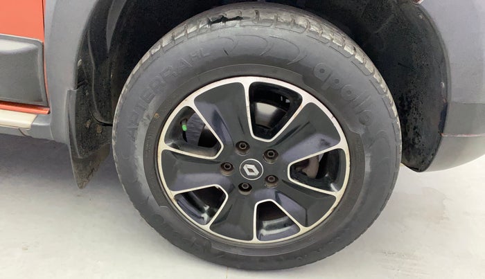 2016 Renault Duster 110 PS RXZ 4X2 AMT DIESEL, Diesel, Automatic, 72,152 km, Right Front Wheel