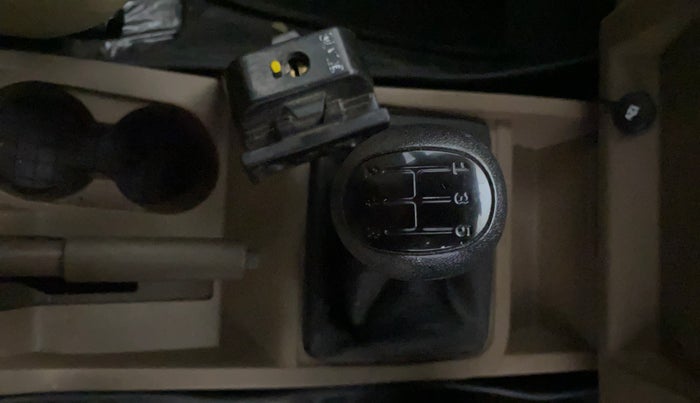 2023 Mahindra Bolero B6, Diesel, Manual, 29,109 km, Gear Lever