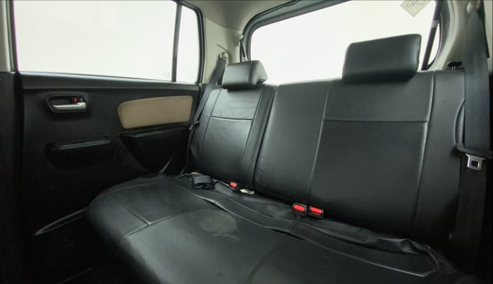 2017 Maruti Wagon R 1.0 LXI CNG, CNG, Manual, 32,972 km, Right Side Rear Door Cabin