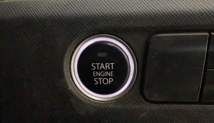 2022 Tata PUNCH CREATIVE AMT 1.2 RTN DUAL TONE, Petrol, Automatic, 50,285 km, Keyless Start/ Stop Button