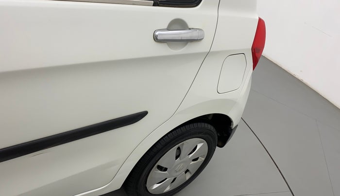 2015 Maruti Celerio VXI AMT, Petrol, Automatic, 46,145 km, Left quarter panel - Slightly dented