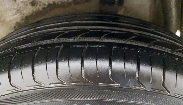 2015 Maruti Celerio VXI AMT, Petrol, Automatic, 46,145 km, Left Rear Tyre Tread