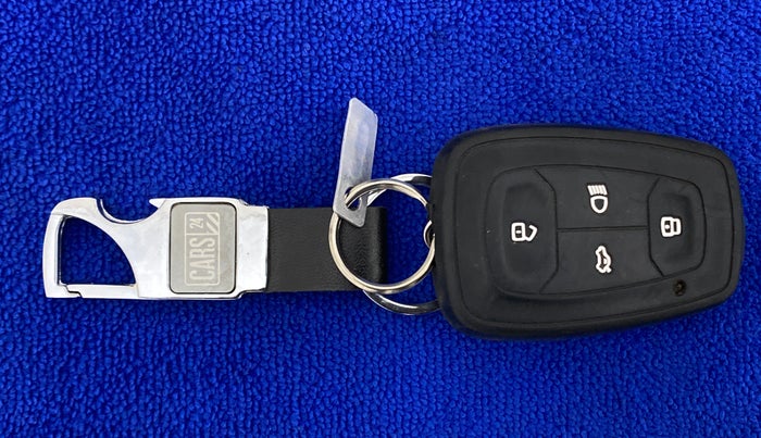 2022 Tata NEXON XZ+ 1.2 DUAL TONE, Petrol, Manual, 11,223 km, Key Close Up