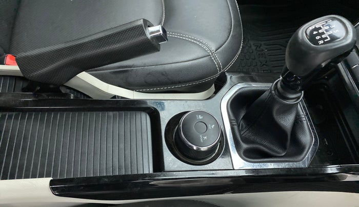 2022 Tata NEXON XZ+ 1.2 DUAL TONE, Petrol, Manual, 11,223 km, Gear Lever