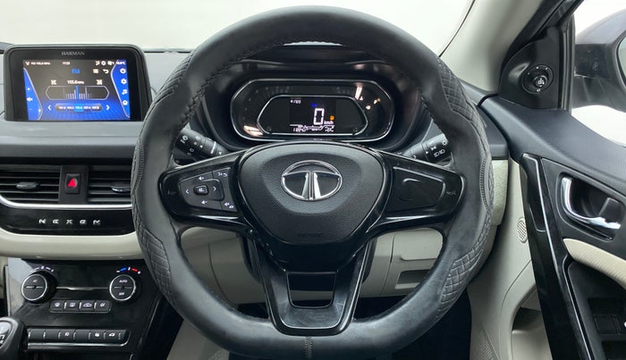 2022 Tata NEXON XZ+ 1.2 DUAL TONE, Petrol, Manual, 11,223 km, Steering Wheel Close Up