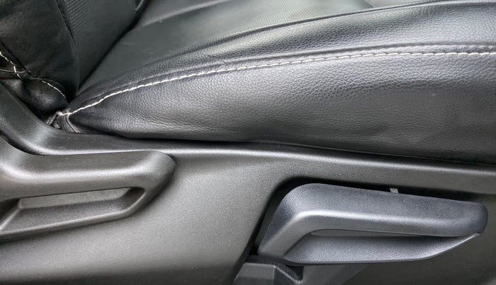 2022 Tata NEXON XZ+ 1.2 DUAL TONE, Petrol, Manual, 11,223 km, Driver Side Adjustment Panel