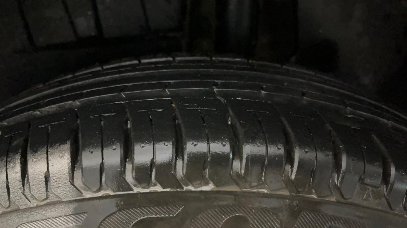 2018 Maruti Dzire VXI, Petrol, Manual, 39,181 km, Left Rear Tyre Tread