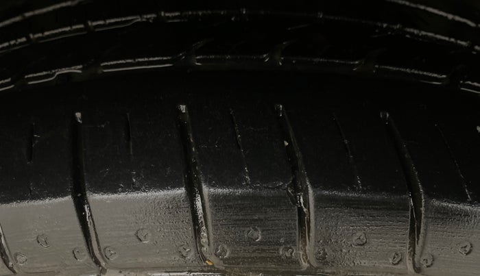 2019 KIA SELTOS HTK PLUS 1.5, Petrol, Manual, 86,637 km, Left Front Tyre Tread