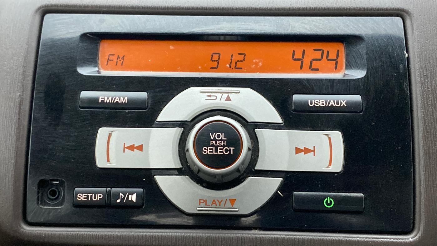 2012 Honda Brio S MT, Petrol, Manual, 1,08,907 km, Infotainment System