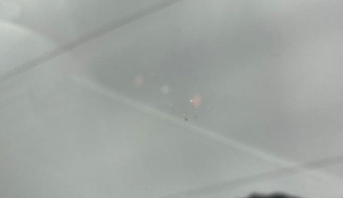 2018 Maruti Vitara Brezza ZDI AMT, Diesel, Automatic, 50,829 km, Front windshield - Minor spot on windshield