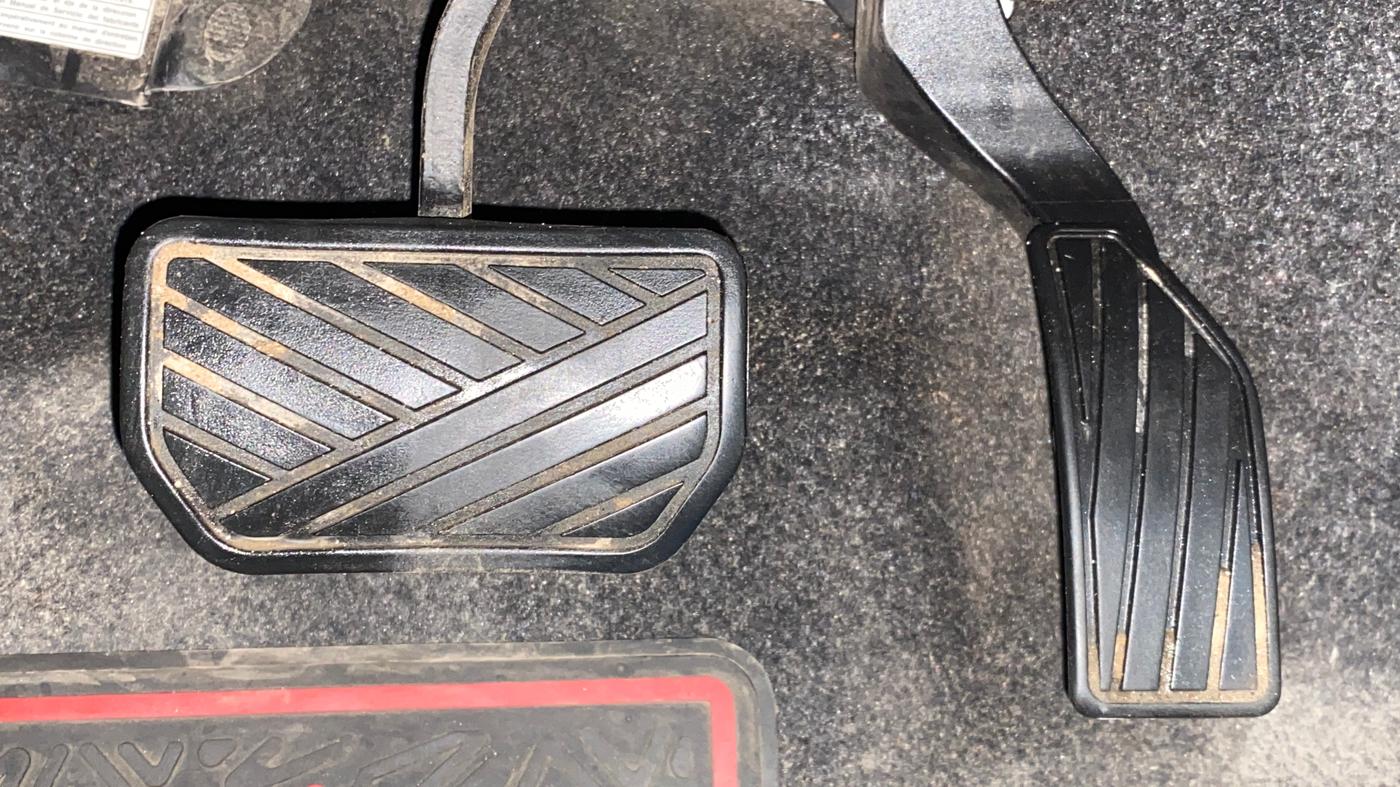 2018 Maruti Vitara Brezza ZDI AMT, Diesel, Automatic, 50,829 km, Pedals