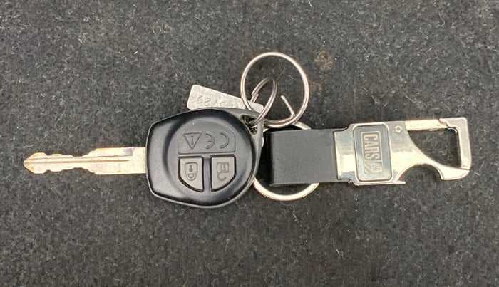 2018 Maruti Vitara Brezza ZDI AMT, Diesel, Automatic, 50,829 km, Key Close Up