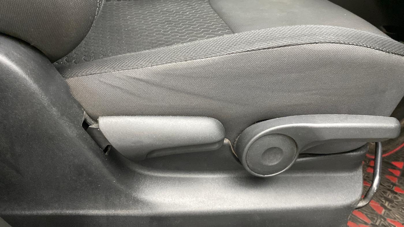 2018 Maruti Vitara Brezza ZDI AMT, Diesel, Automatic, 50,829 km, Driver Side Adjustment Panel
