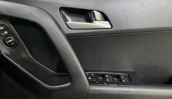2016 Hyundai Creta SX PLUS AT 1.6 DIESEL, Diesel, Automatic, 53,017 km, Driver Side Door Panels Control