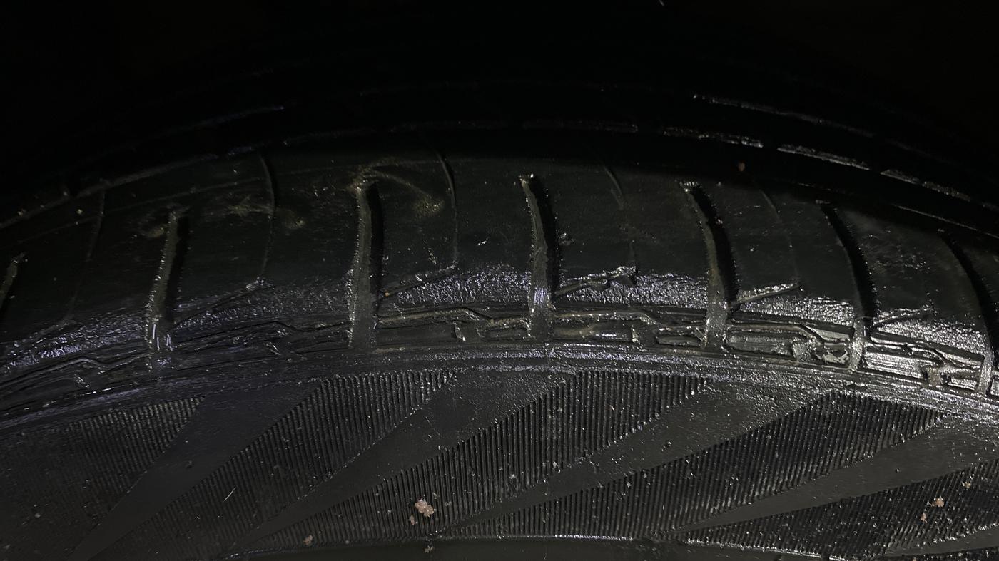 2016 Hyundai Creta SX PLUS AT 1.6 DIESEL, Diesel, Automatic, 53,029 km, Left Front Tyre Tread