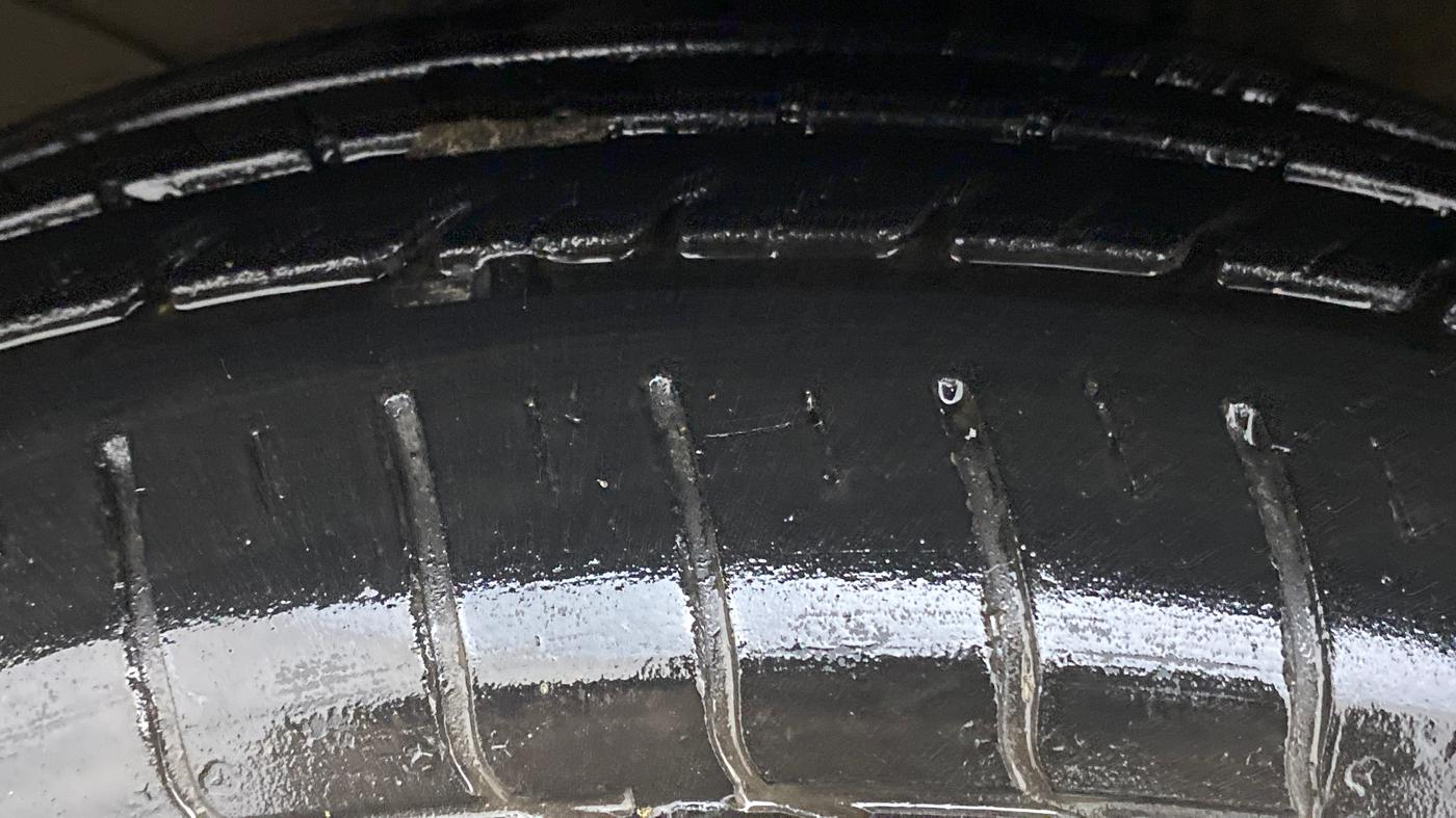 2018 Honda BR-V 1.5 i-VTEC V CVT, Petrol, Automatic, 27,588 km, Left Front Tyre Tread