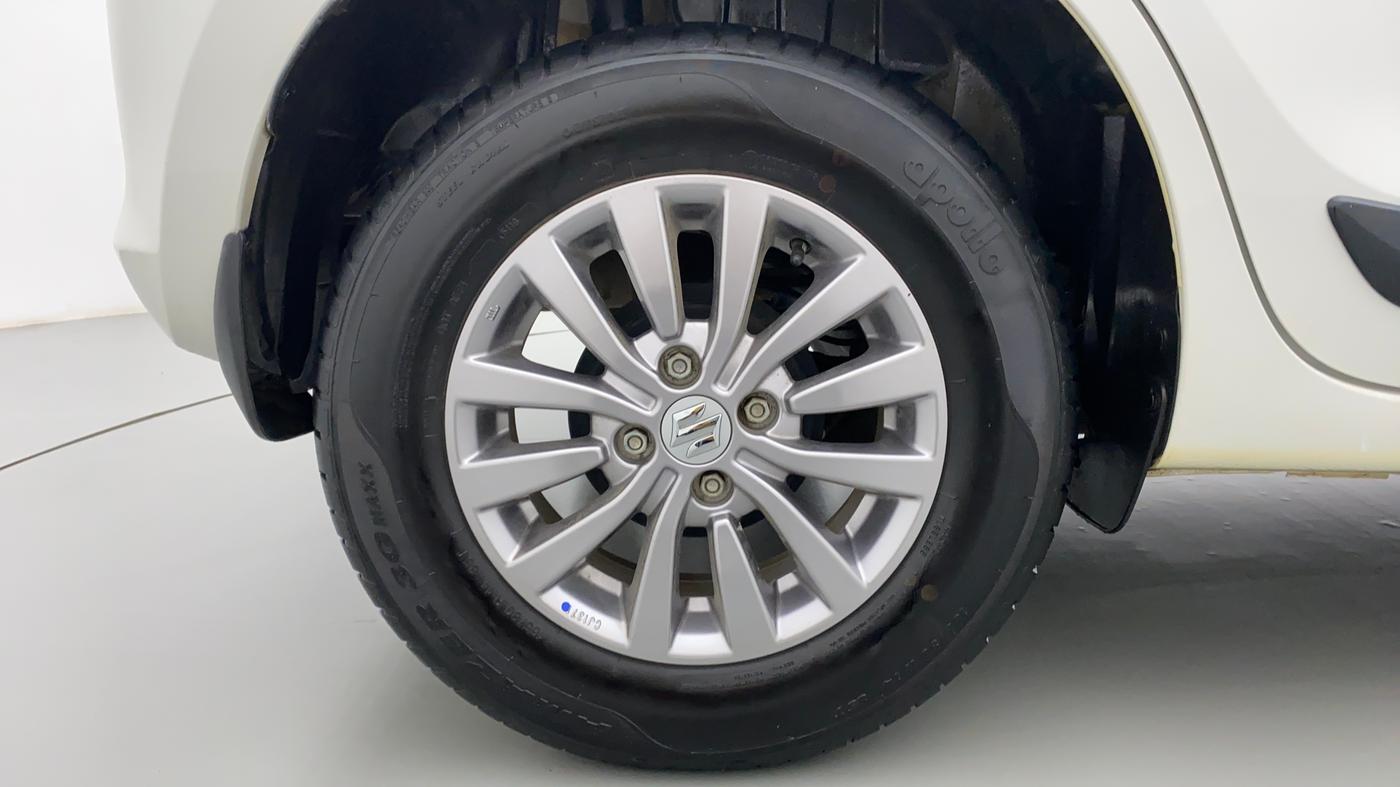 2020 Maruti Swift VXI D, Petrol, Manual, Right Rear Wheel