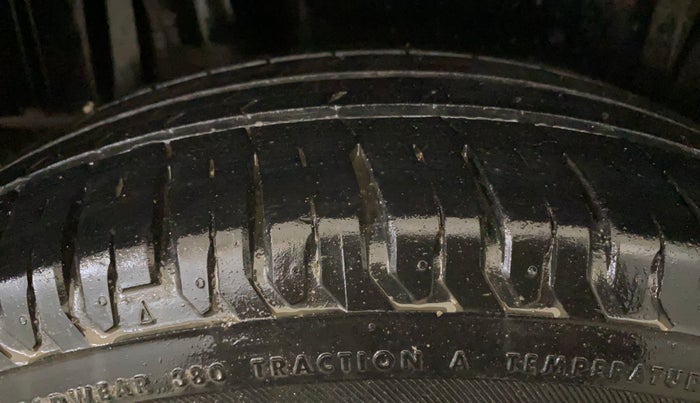 2019 Maruti Ertiga ZXI+ SHVS, Petrol, Manual, 67,274 km, Right Rear Tyre Tread