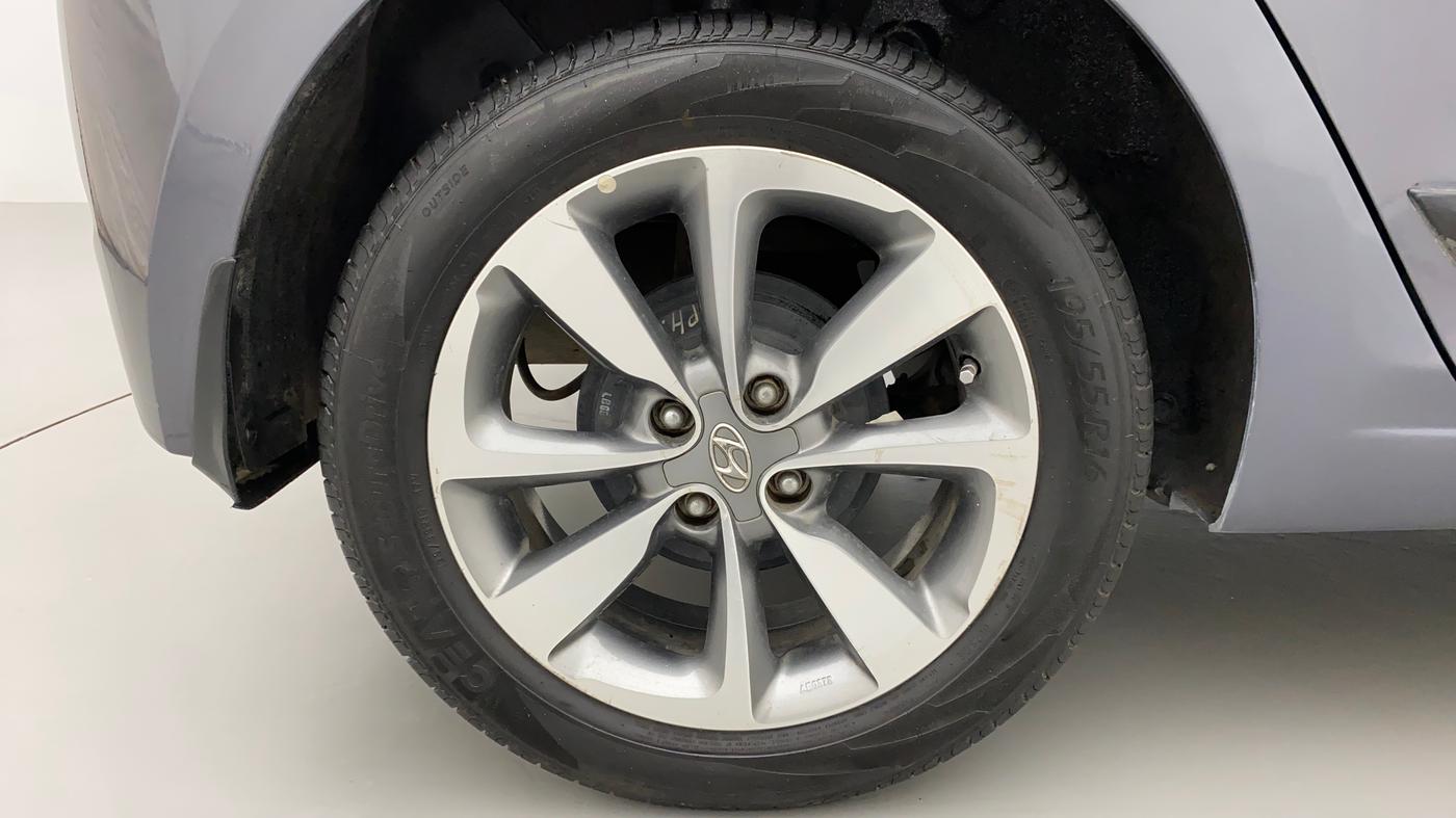 2016 Hyundai Elite i20 ASTA 1.2 (O), Petrol, Manual, 66,881 km, Right Rear Wheel