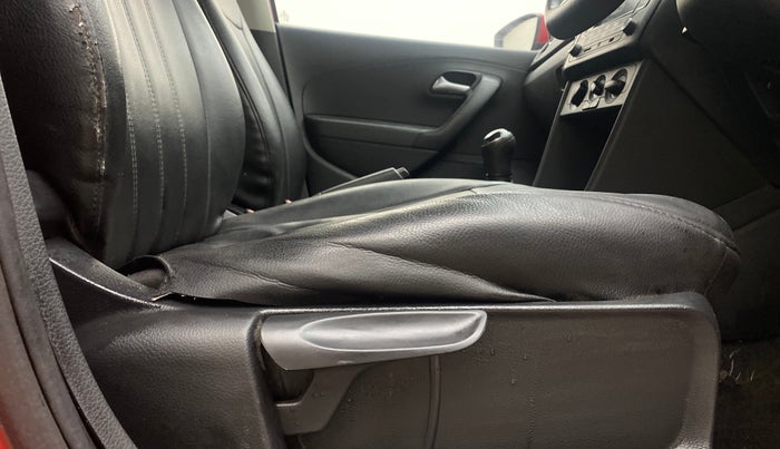 2019 Volkswagen Polo TRENDLINE 1.0L, Petrol, Manual, 74,948 km, Driver Side Adjustment Panel