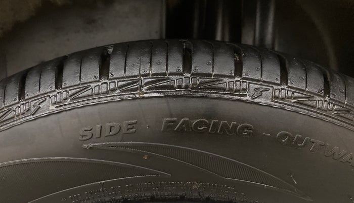 2019 Volkswagen Polo TRENDLINE 1.0L, Petrol, Manual, 74,948 km, Left Rear Tyre Tread