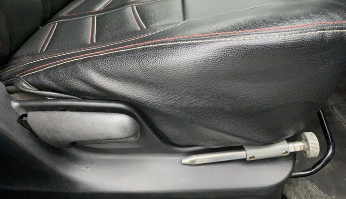 2015 Maruti Swift LXI, Petrol, Manual, 55,080 km, Driver Side Adjustment Panel