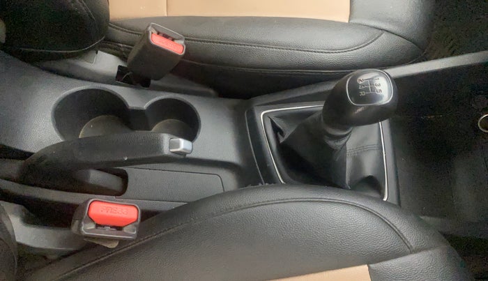 2019 Hyundai Elite i20 SPORTZ 1.2, Petrol, Manual, 66,027 km, Gear Lever