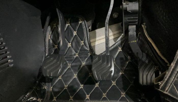 2021 Nissan MAGNITE XL, Petrol, Manual, 61,728 km, Pedals