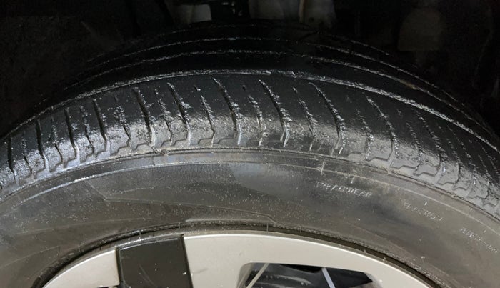 2021 Nissan MAGNITE XL, Petrol, Manual, 61,728 km, Right Front Tyre Tread
