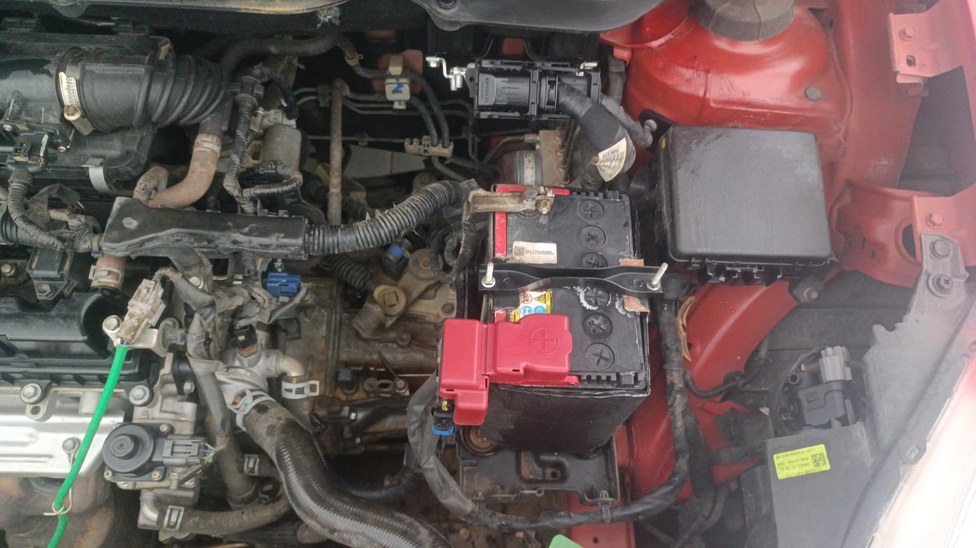 2023 Maruti Swift LXI, Petrol, Manual, 34,181 km, Engine View - Left